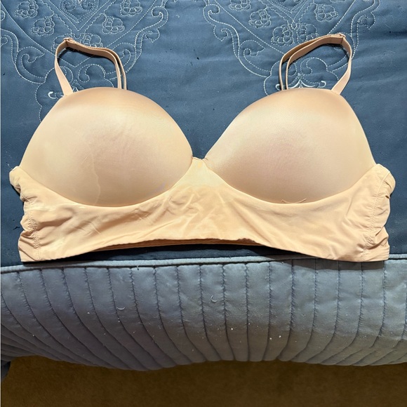 NWOT Seamless Nude Bra Pullover Style - Picture 1 of 3